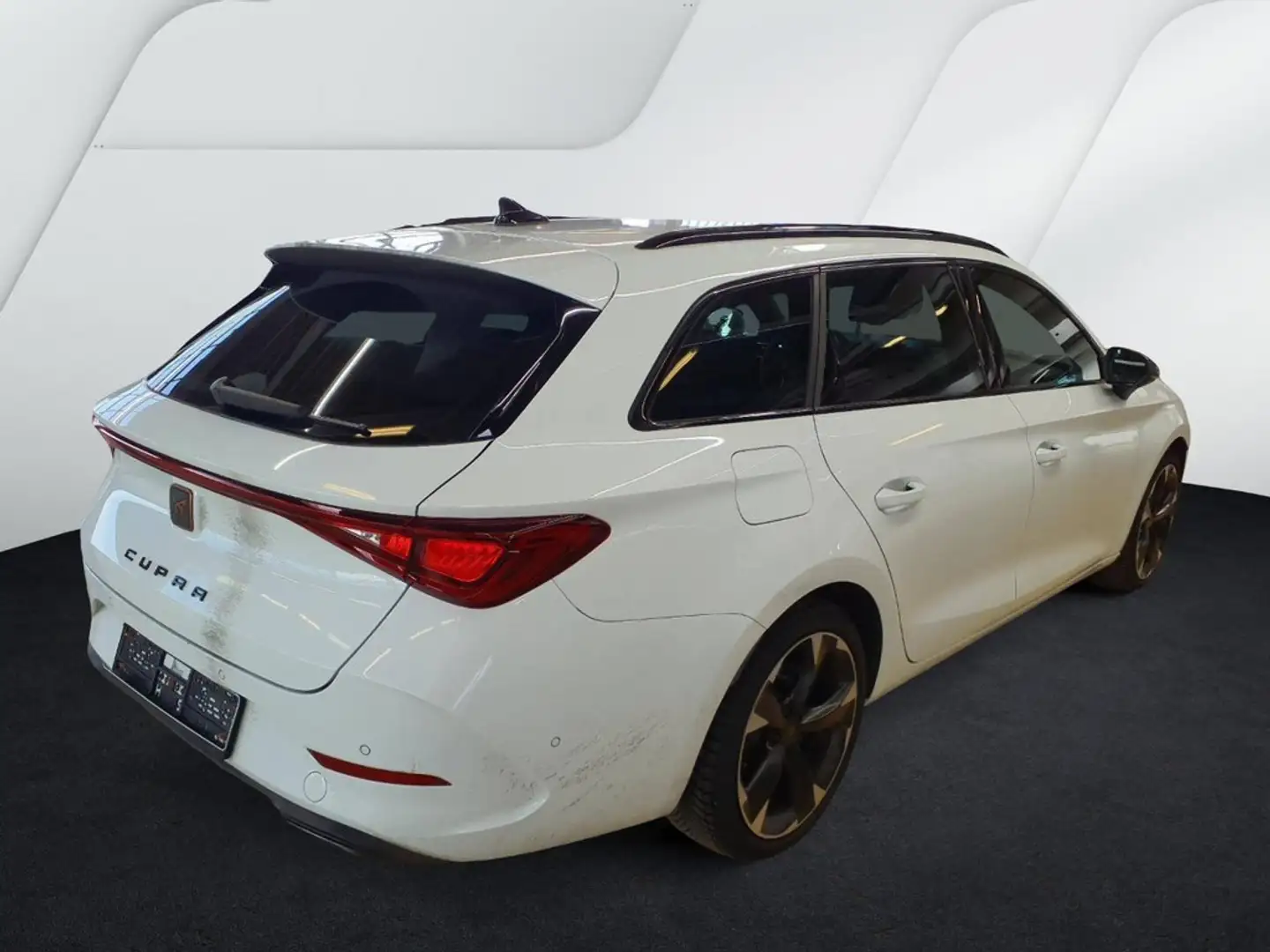 CUPRA Leon Sportstourer 1.5 TSI NAVI KAM LED ACC SH Weiß - 2