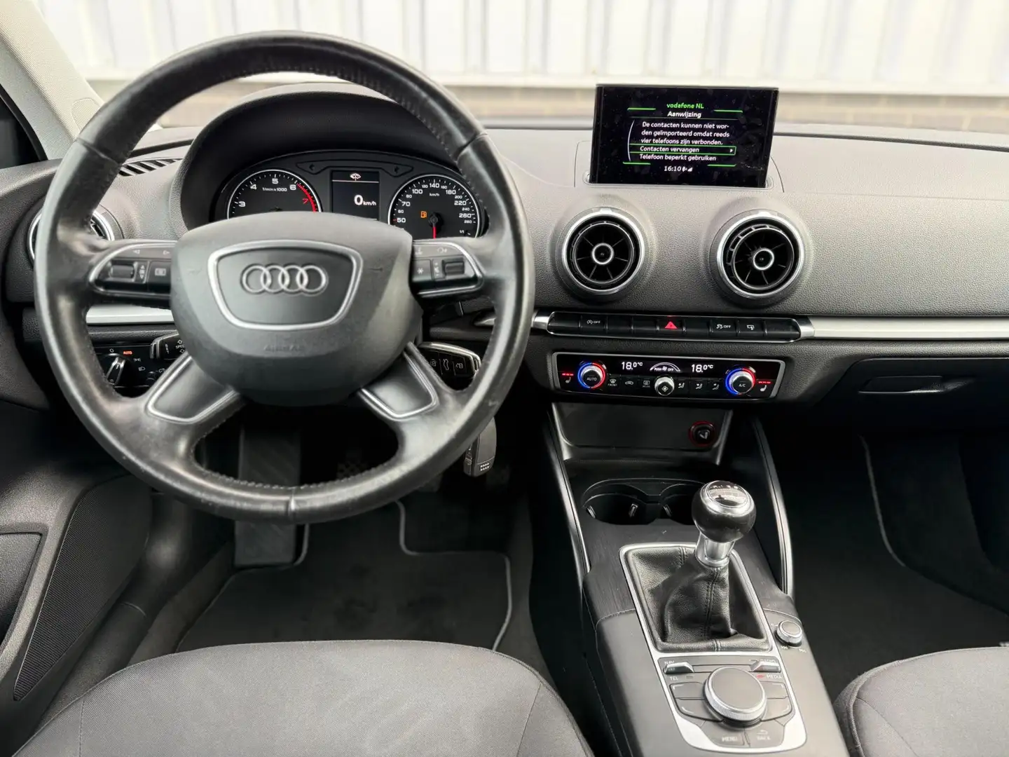 Audi A3 1.4 TFSI Ambition Pro Line plus | Airco | 6 BAK | Grey - 2