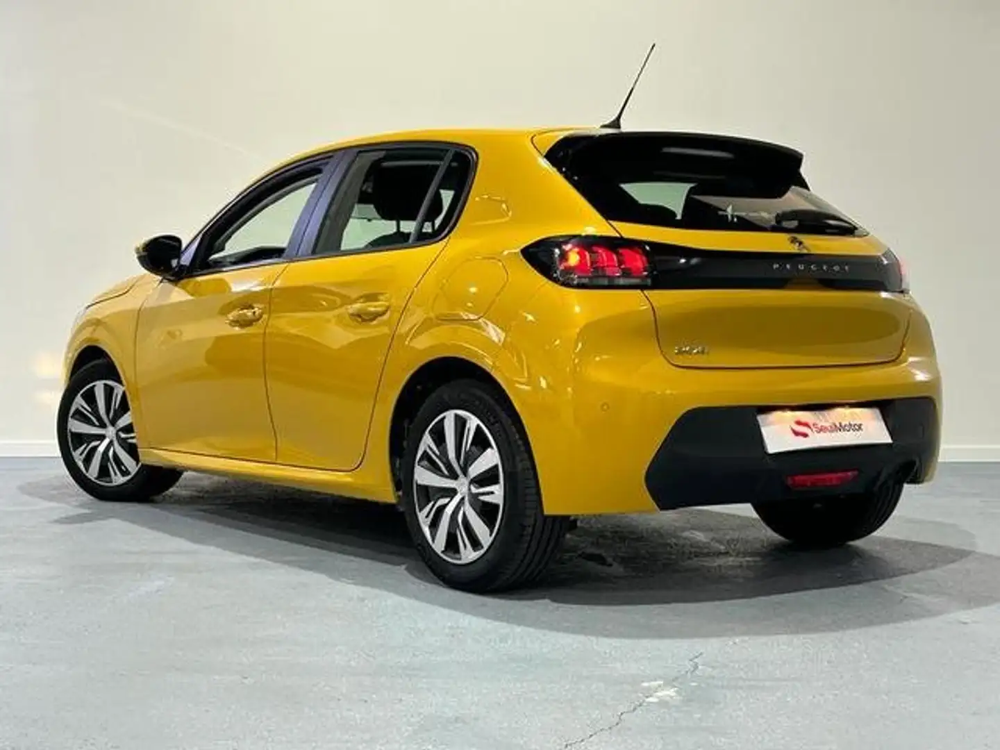 Peugeot 208 1.2 Puretech S&S Active 75 Amarillo - 2