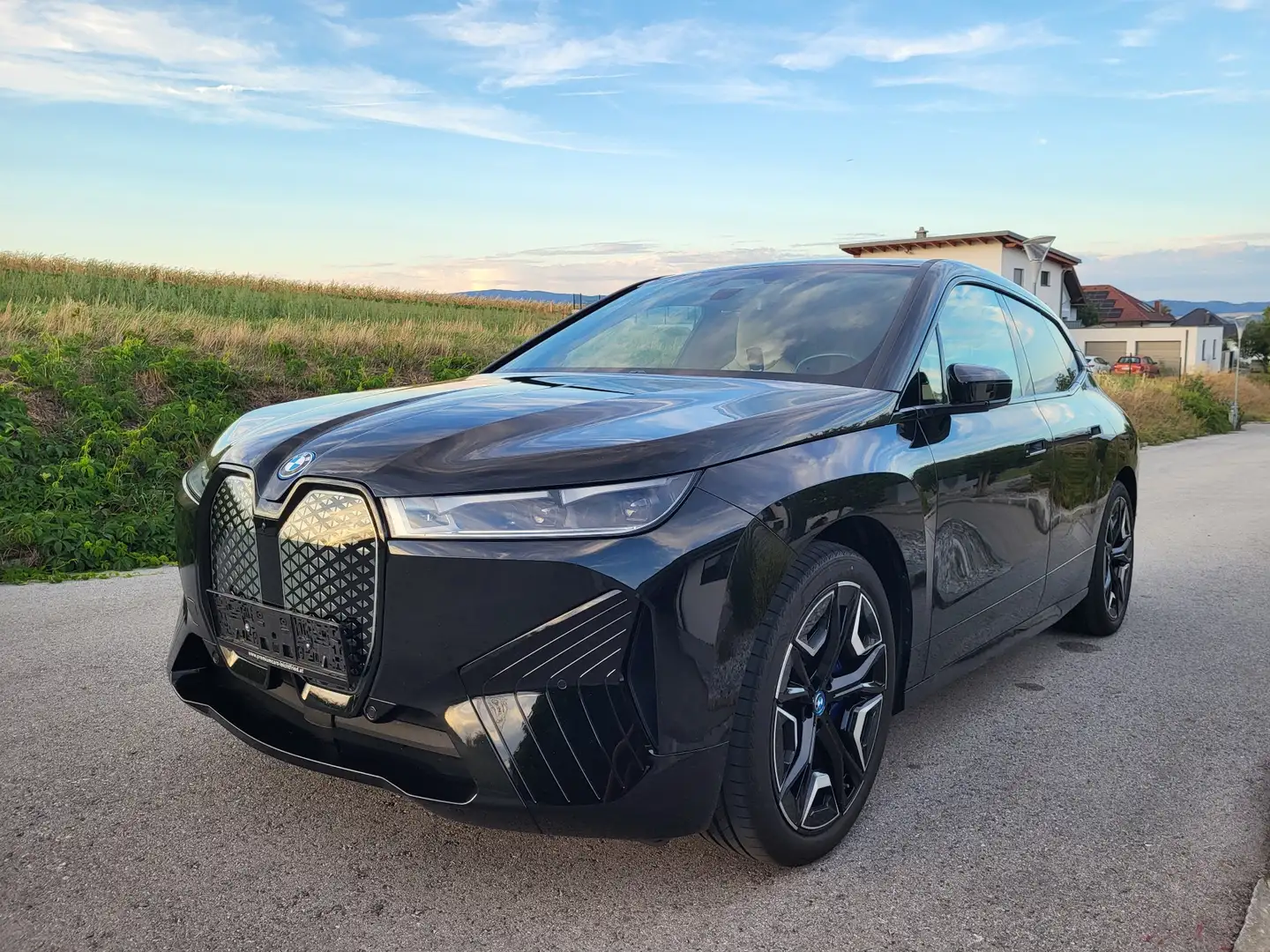 BMW iX xDrive50 105kWh - 1