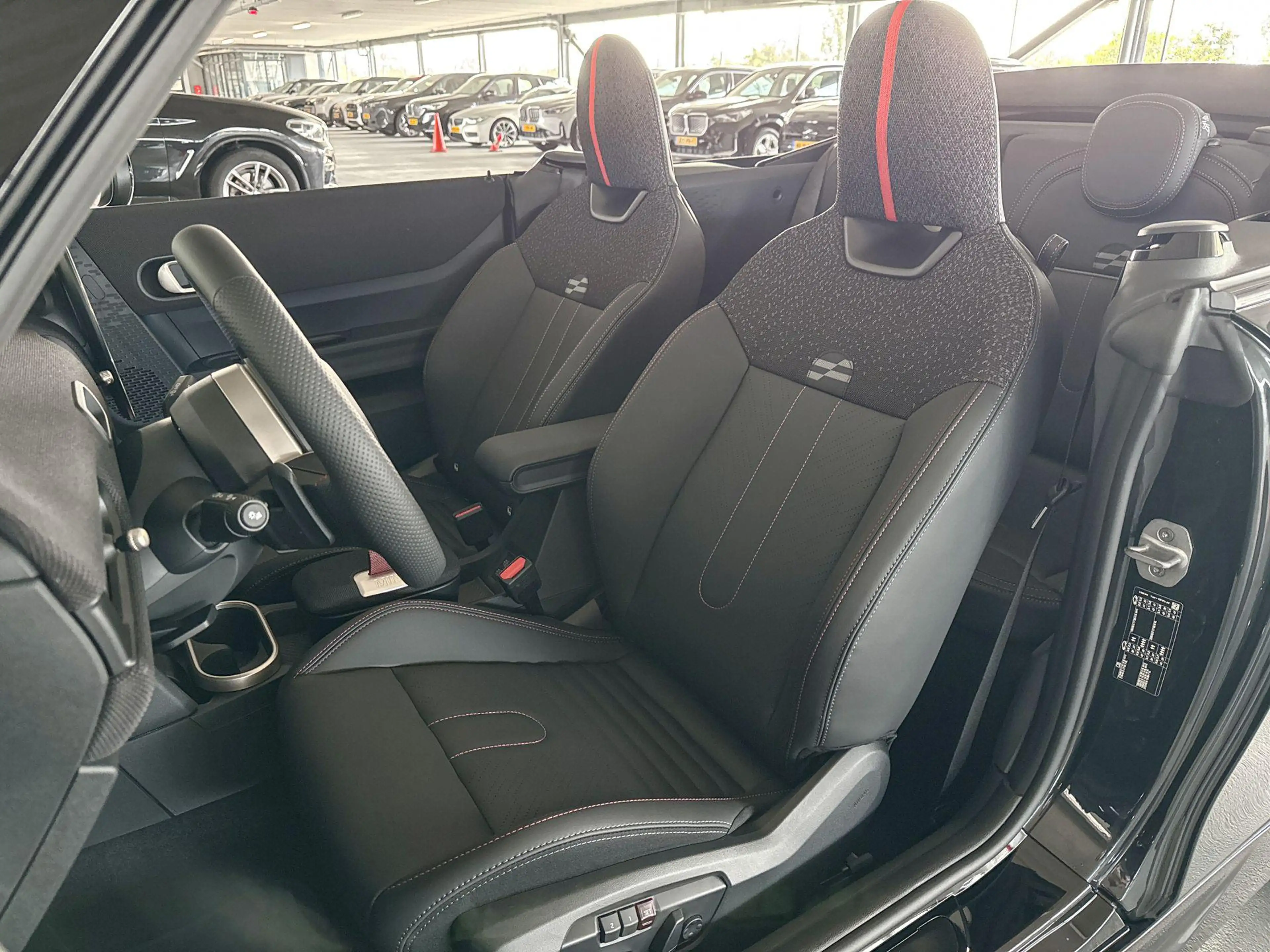 MINI Cooper C Cabrio 2.0 John Cooper Works XL | 17 Inch John Cooper Wor — photo 9