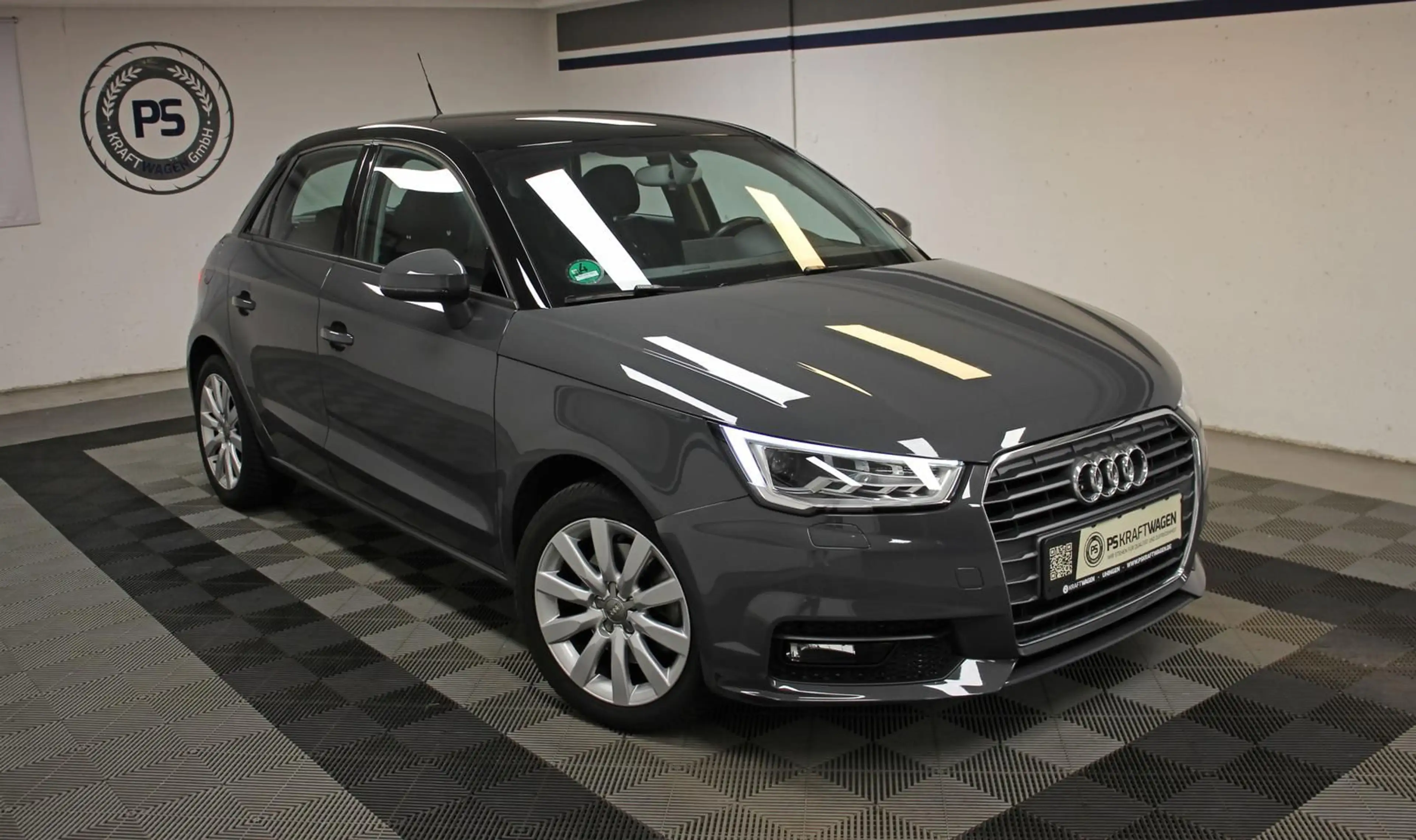 Audi A1 Sportback 1.4 TFSI S-tr. LED SHZ BT NANOGRAU — photo 2