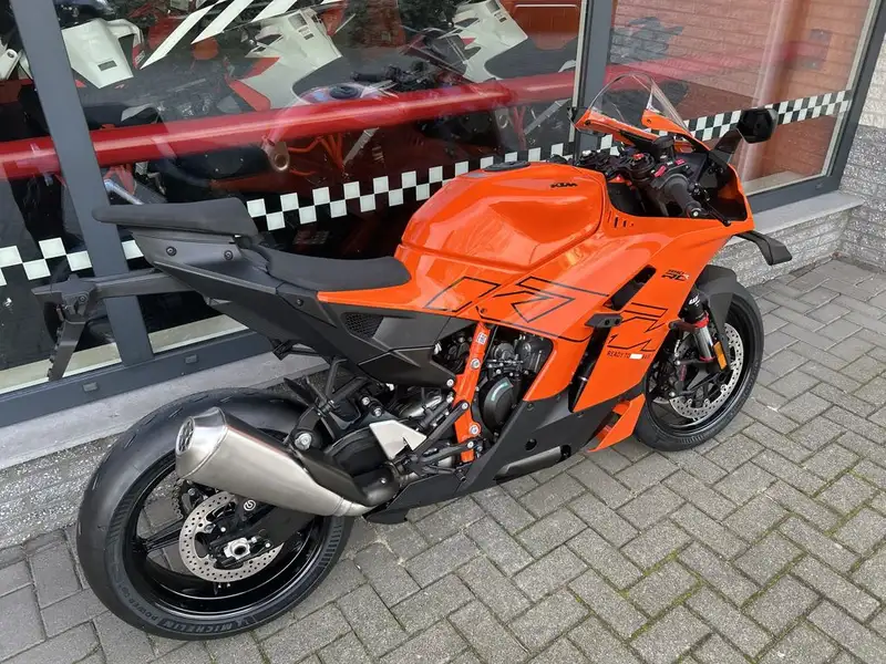 KTM 990 RC R - foto 3
