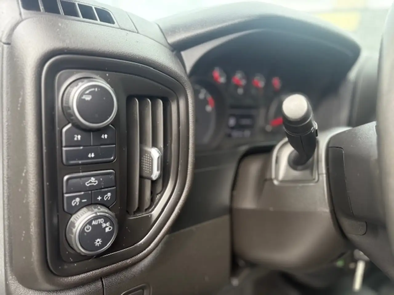 Chevrolet Silverado 3500 снимка Chevrolet Silverado 3500
