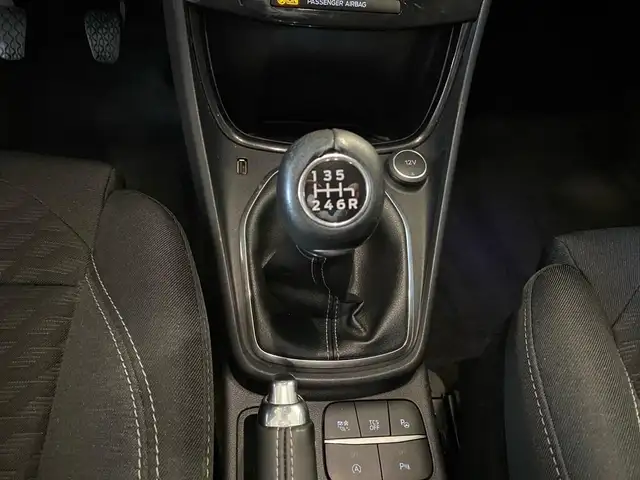 Ford Puma view 12