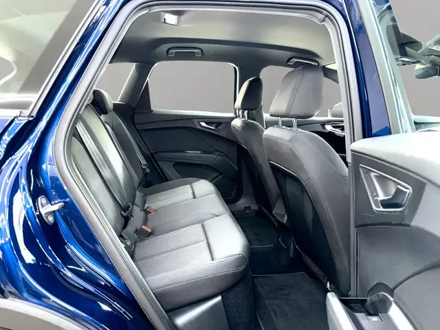 Audi Q4 E-Tron view 21