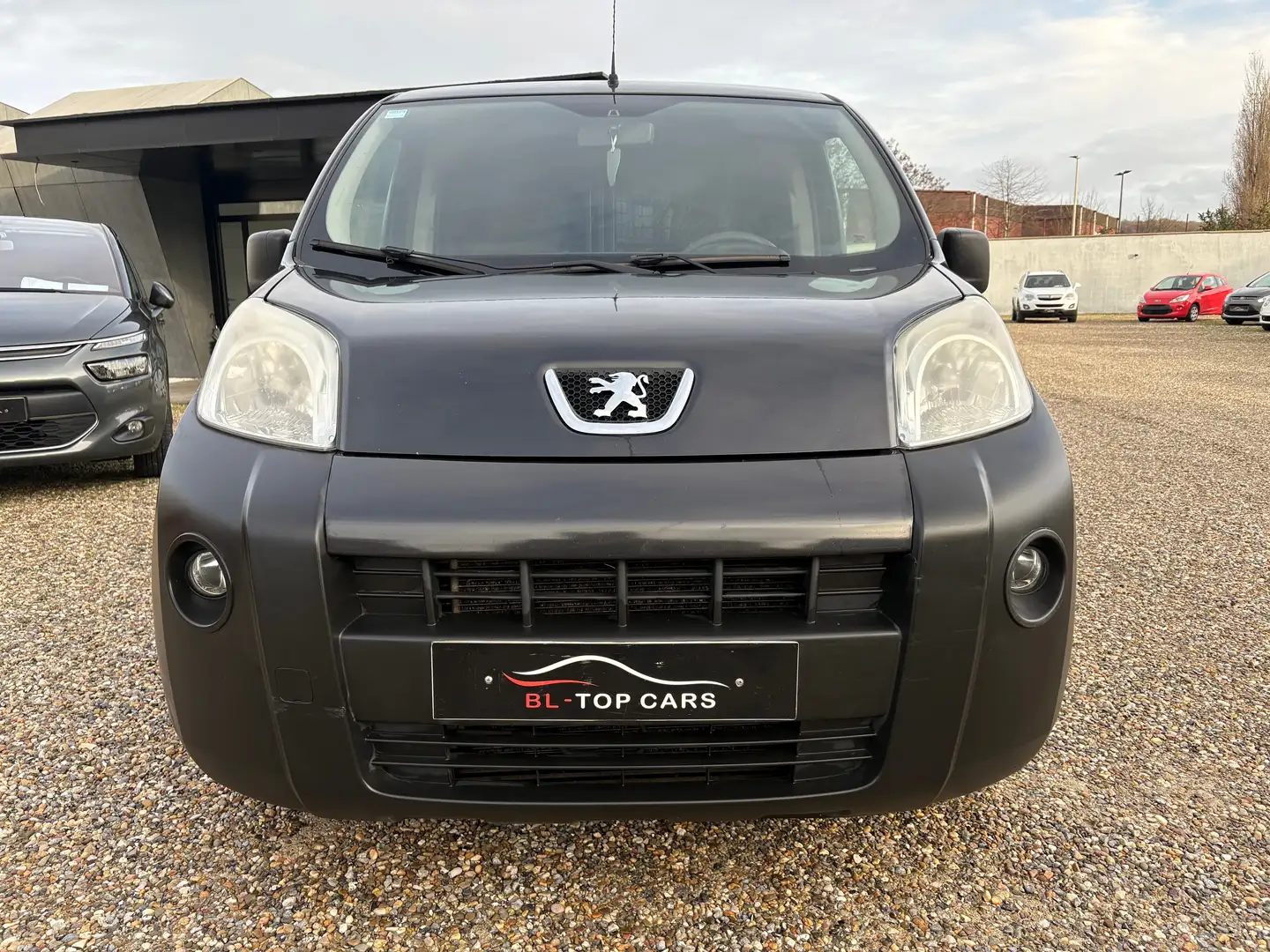 Peugeot Bipper 1.3 e-HDi Start crna - 2
