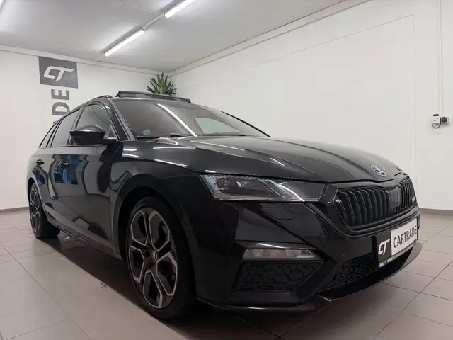 Skoda Octavia view 3