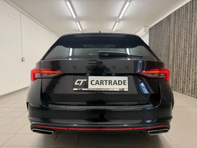 Skoda Octavia view 6