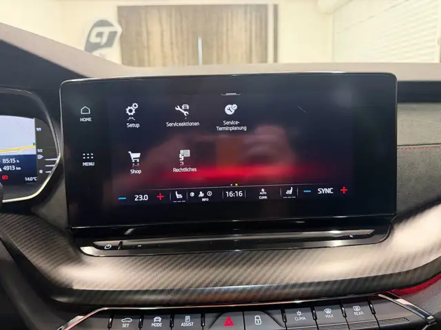 Skoda Octavia view 21