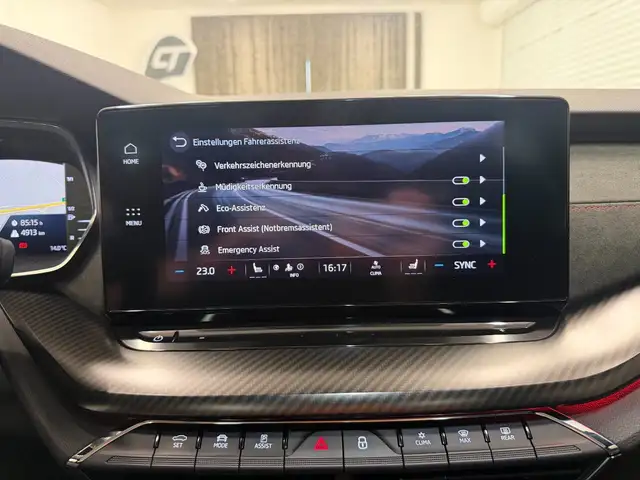 Skoda Octavia view 25