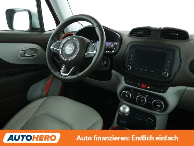 Jeep Renegade view 13