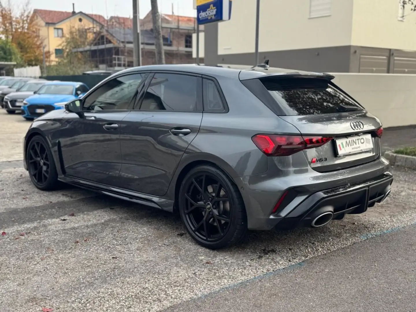 Audi RS3 SPB TFSI quattro S tronic Grau - 2