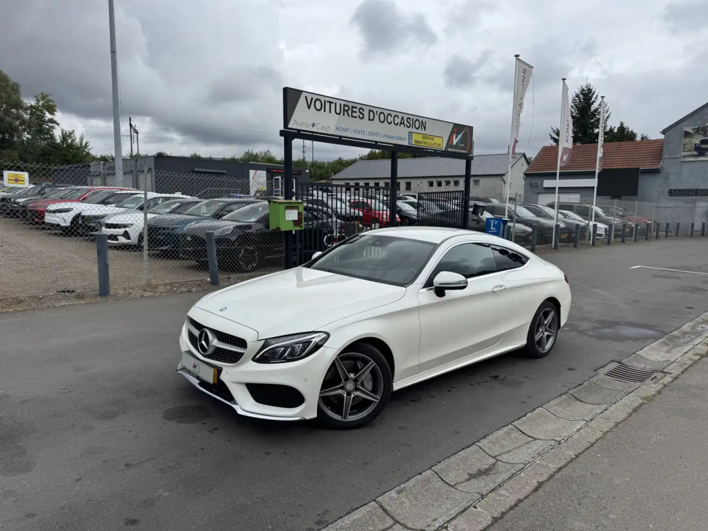 Mercedes-Benz C 300 Coupé 7G-Tronic AMG line White - 1
