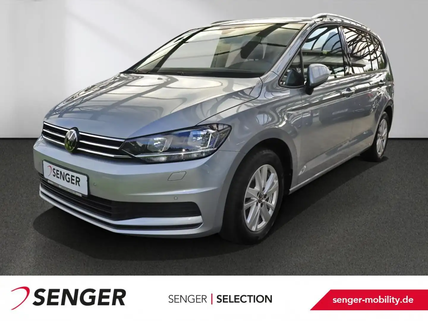 Volkswagen Touran 1.5 TSI Comfortline DSG Navi AHK PDC ACC Zilver - 1