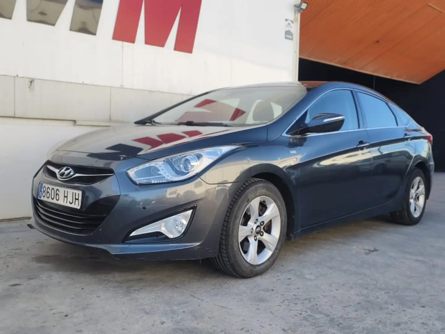 Hyundai i40 CW 1.7CRDI Style Gris - 1