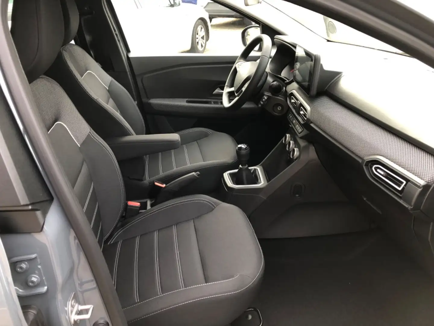 Dacia Jogger Expression Grau - 2
