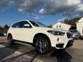 BMW X1 Baureihe X1 xDrive 20 i xLine Sport Lenkrad Weiß - thumbnail 1