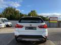 BMW X1 Baureihe X1 xDrive 20 i xLine Sport Lenkrad Weiß - thumbnail 5