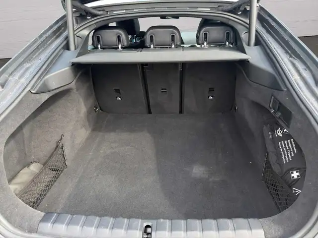 BMW 4 Series view 14