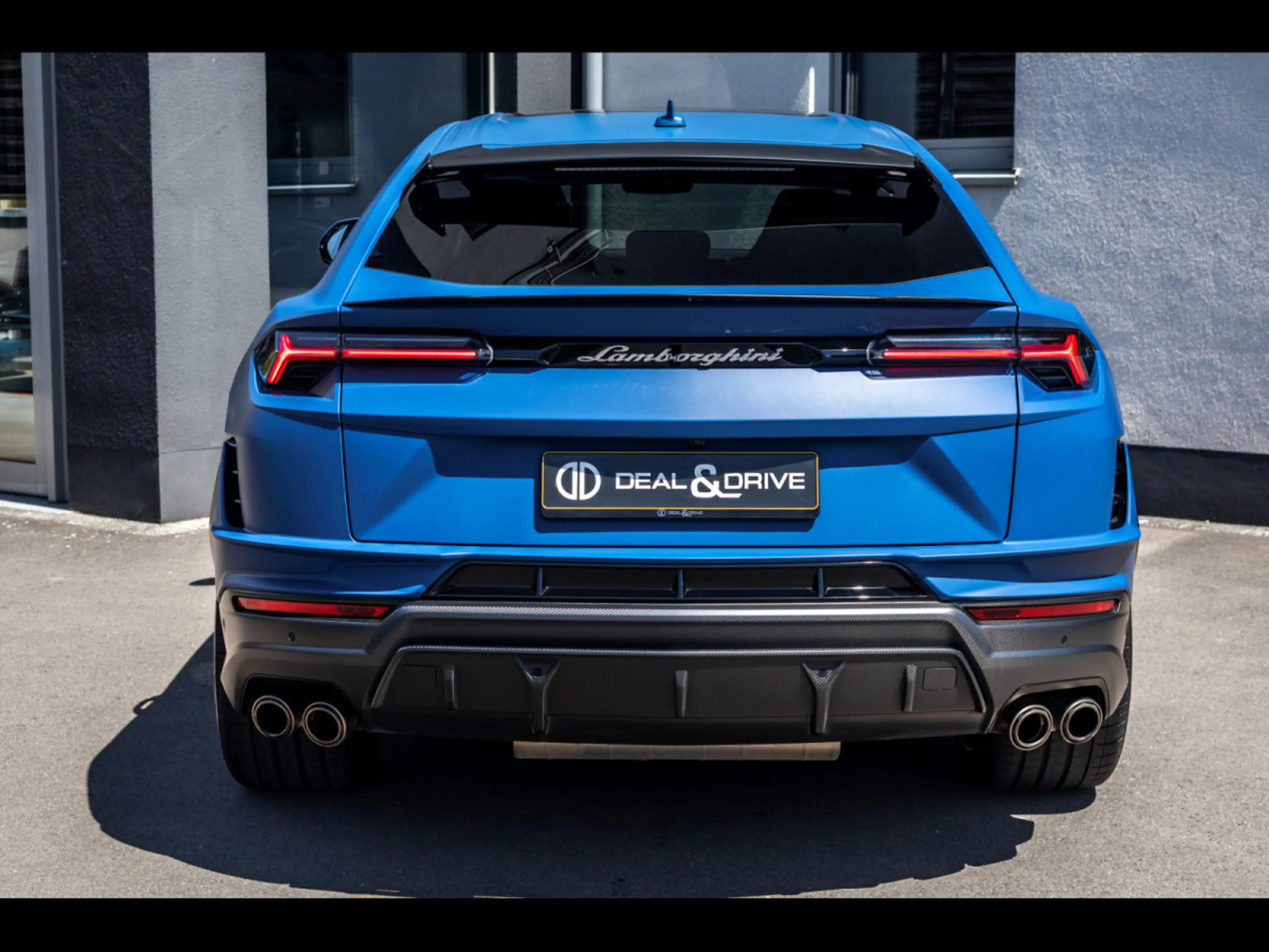 Lamborghini Urus PERFORMANTE 666 CH°BLU GRIFO MATT°AKRA°5yr SERVICE — photo 4