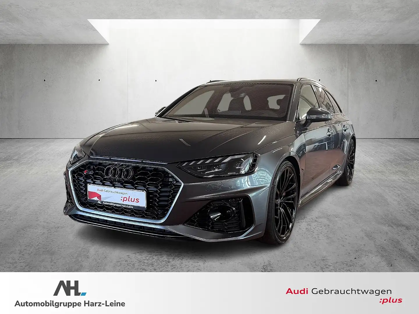 Audi RS4 Avant 2.9 TFSI quattro Pano HuD Keramik 280km/h RS Grau - 1