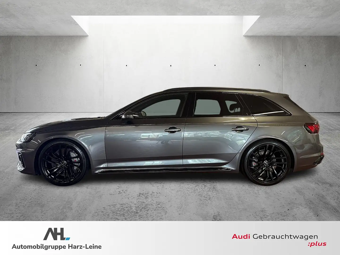 Audi RS4 Avant 2.9 TFSI quattro Pano HuD Keramik 280km/h RS Grau - 2