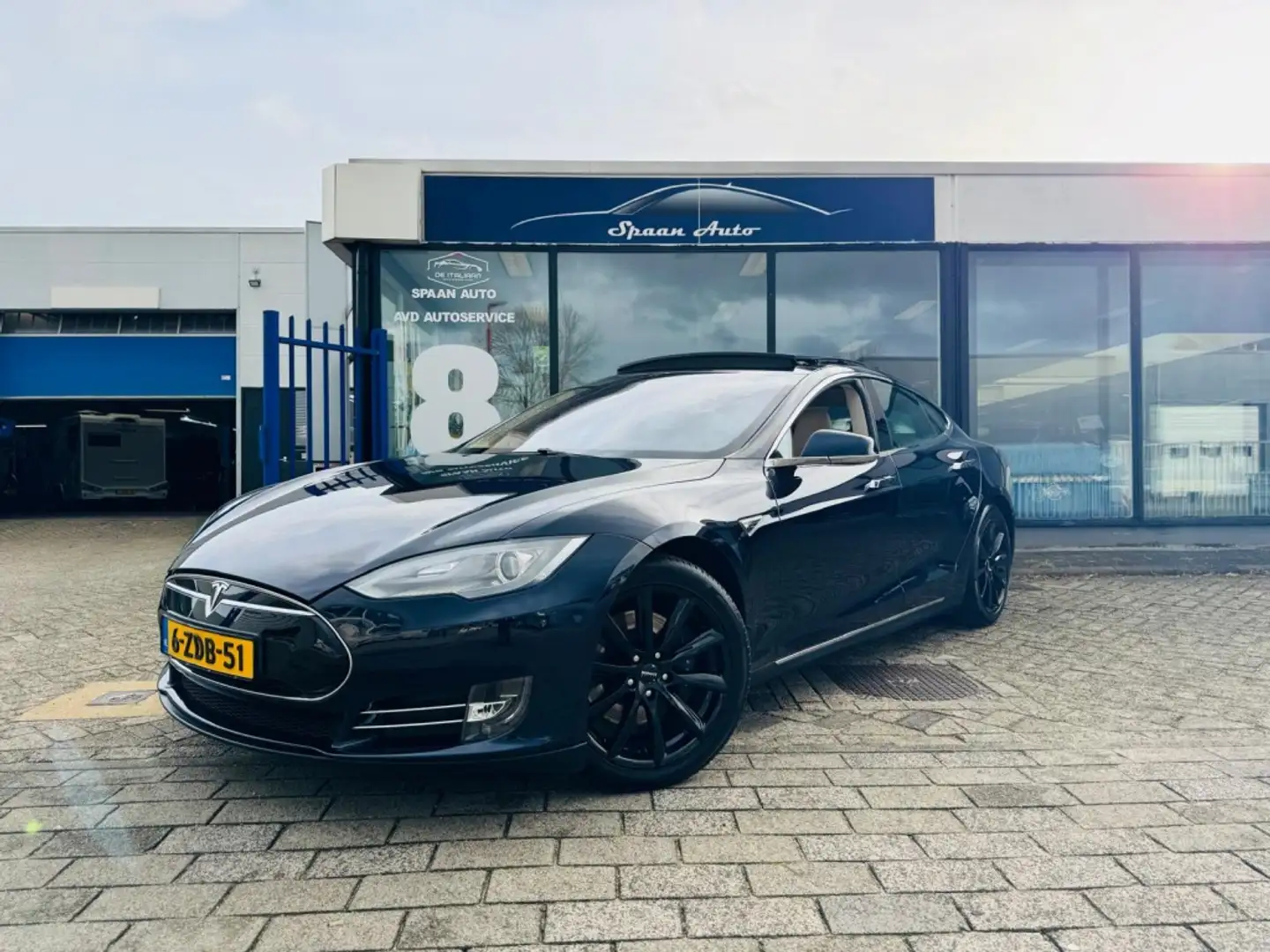 Tesla Model S motors P85 | FREE SUPERCHARGE | PANO | 7 PERS Blauw - 1
