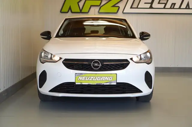 Opel Corsa-E view 9