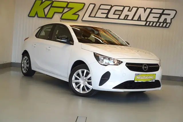 Opel Corsa-E view 3