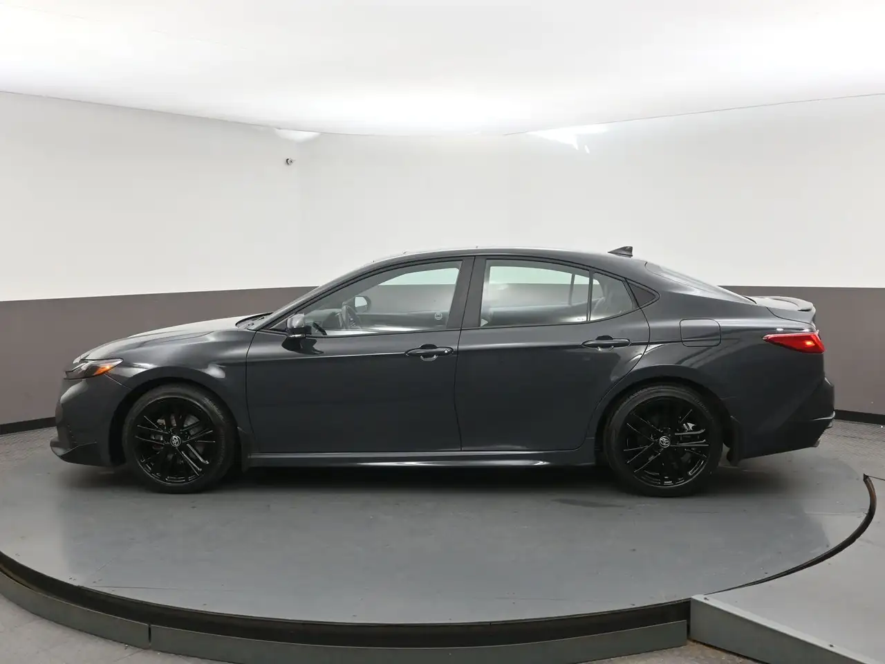 Toyota Camry снимка Toyota Camry