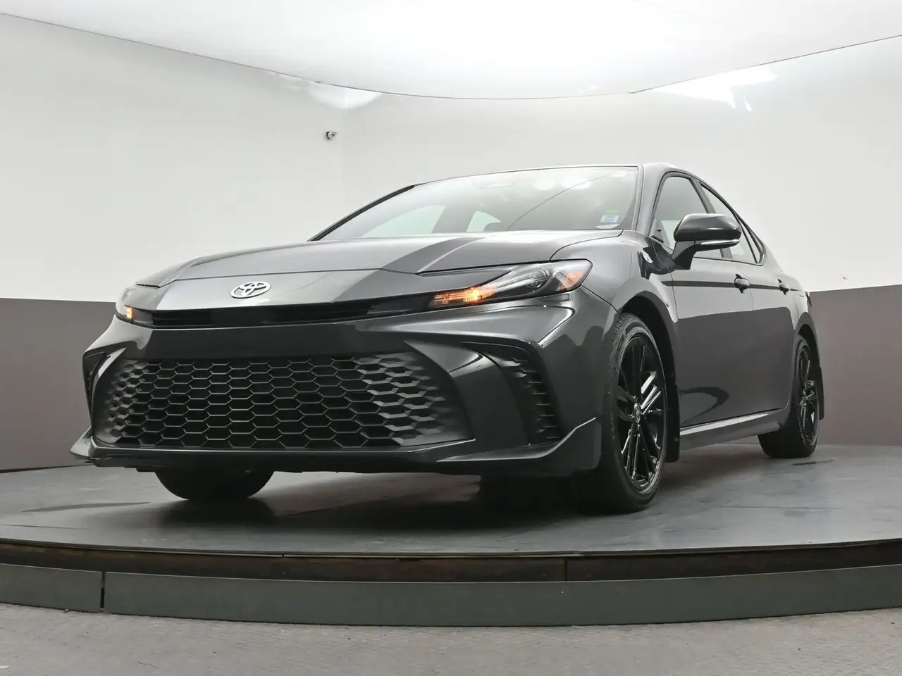Toyota Camry снимка Toyota Camry