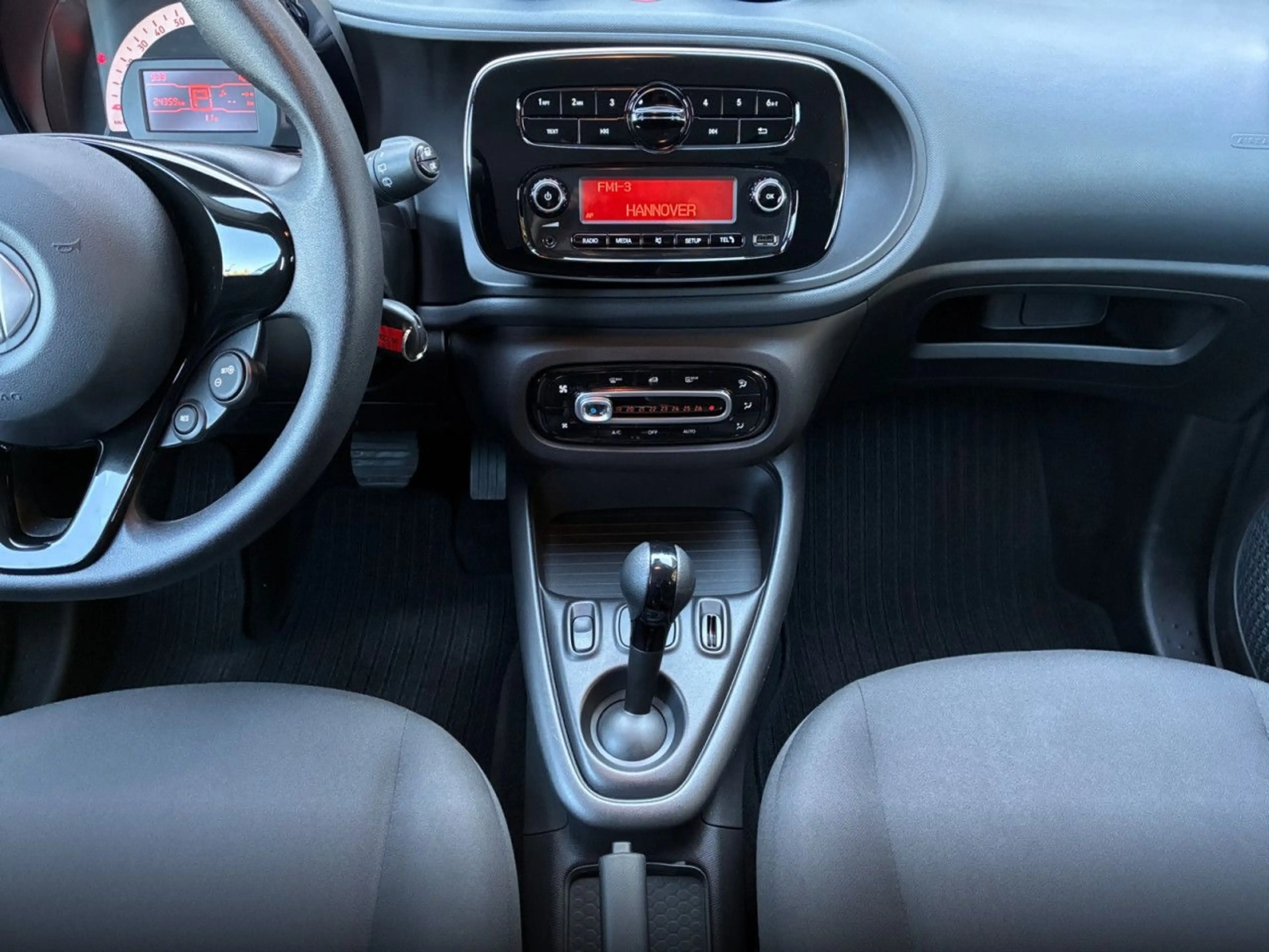 smart forFour 60kWed cool&Audio SHZ 22kW Bordl Tempom — photo 15