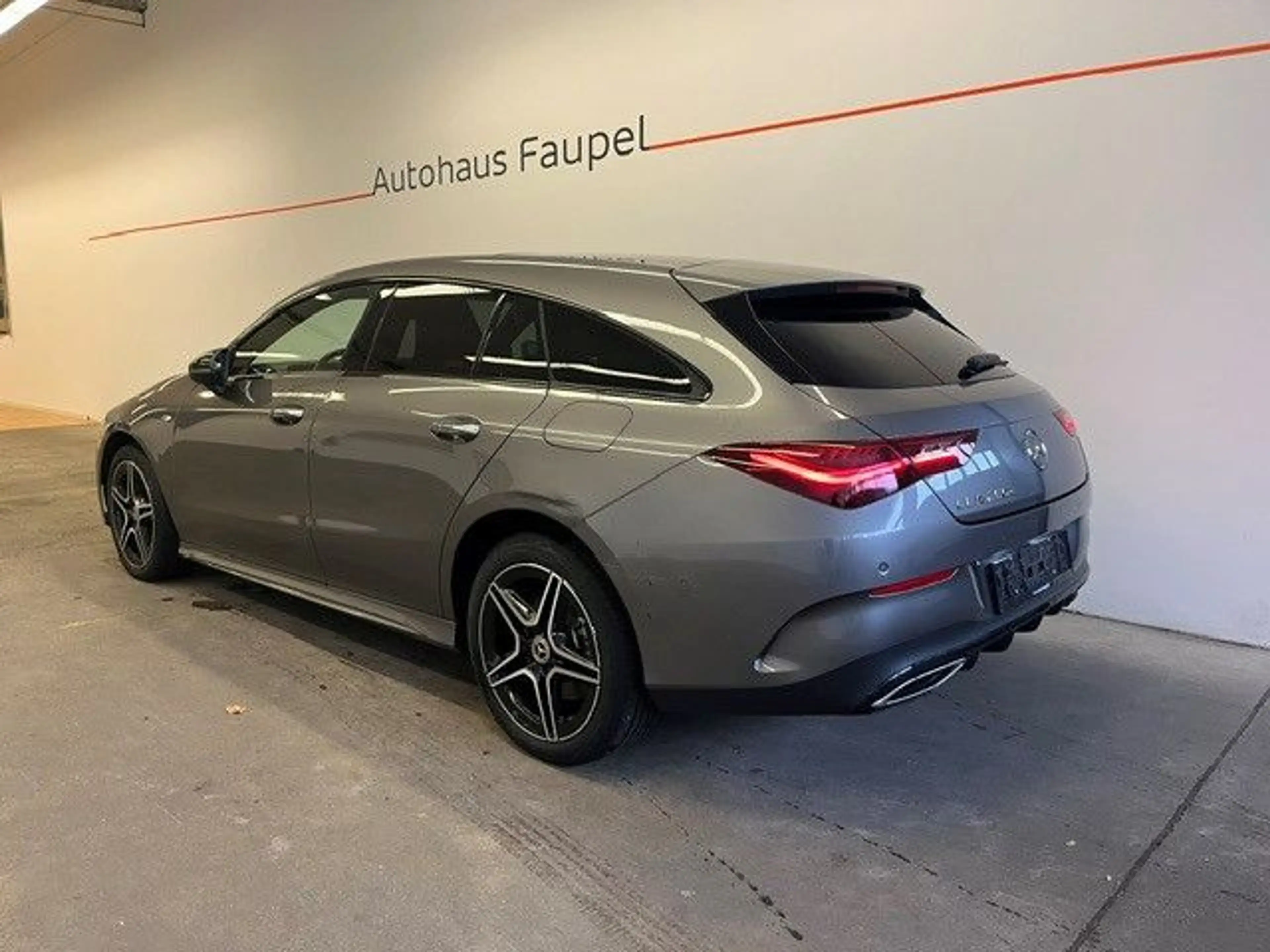 Mercedes-Benz CLA 250 CLA 250e Shooting Brake AMG Panorama KeylessGo — photo 4