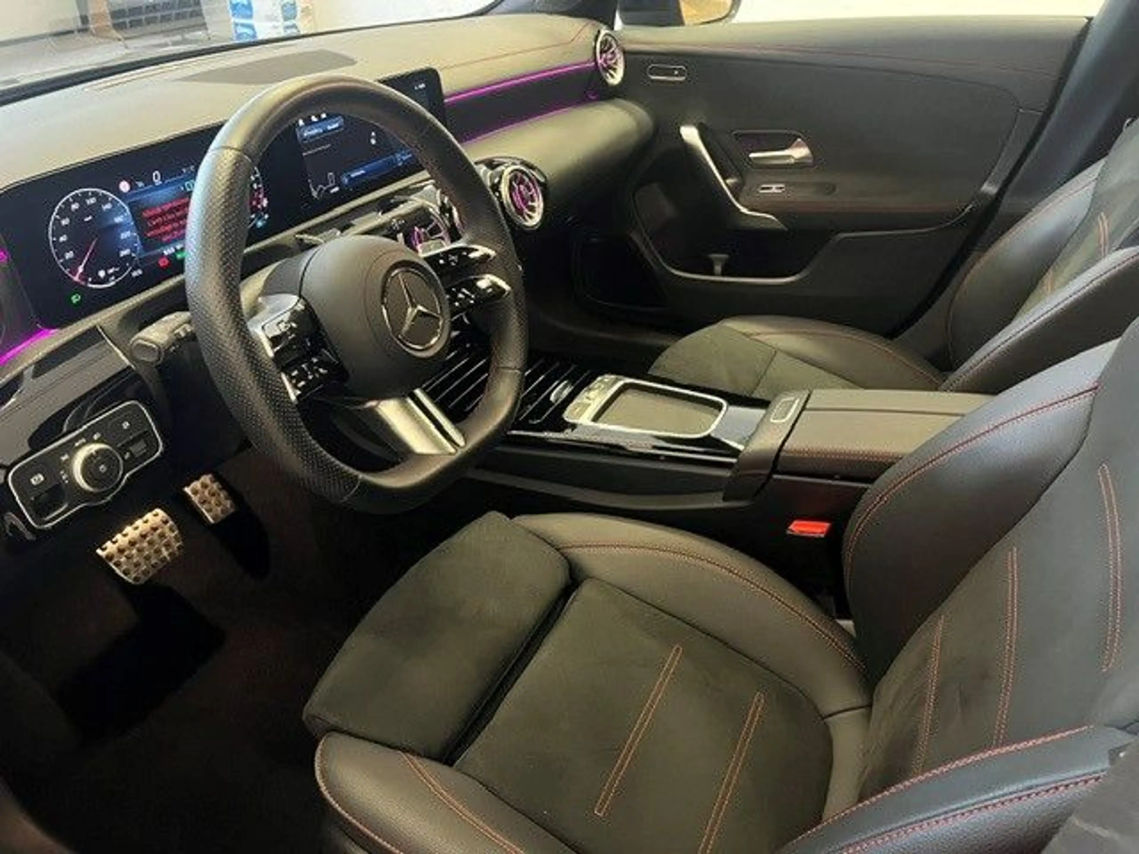 Mercedes-Benz CLA 250 CLA 250e Shooting Brake AMG Panorama KeylessGo — photo 5
