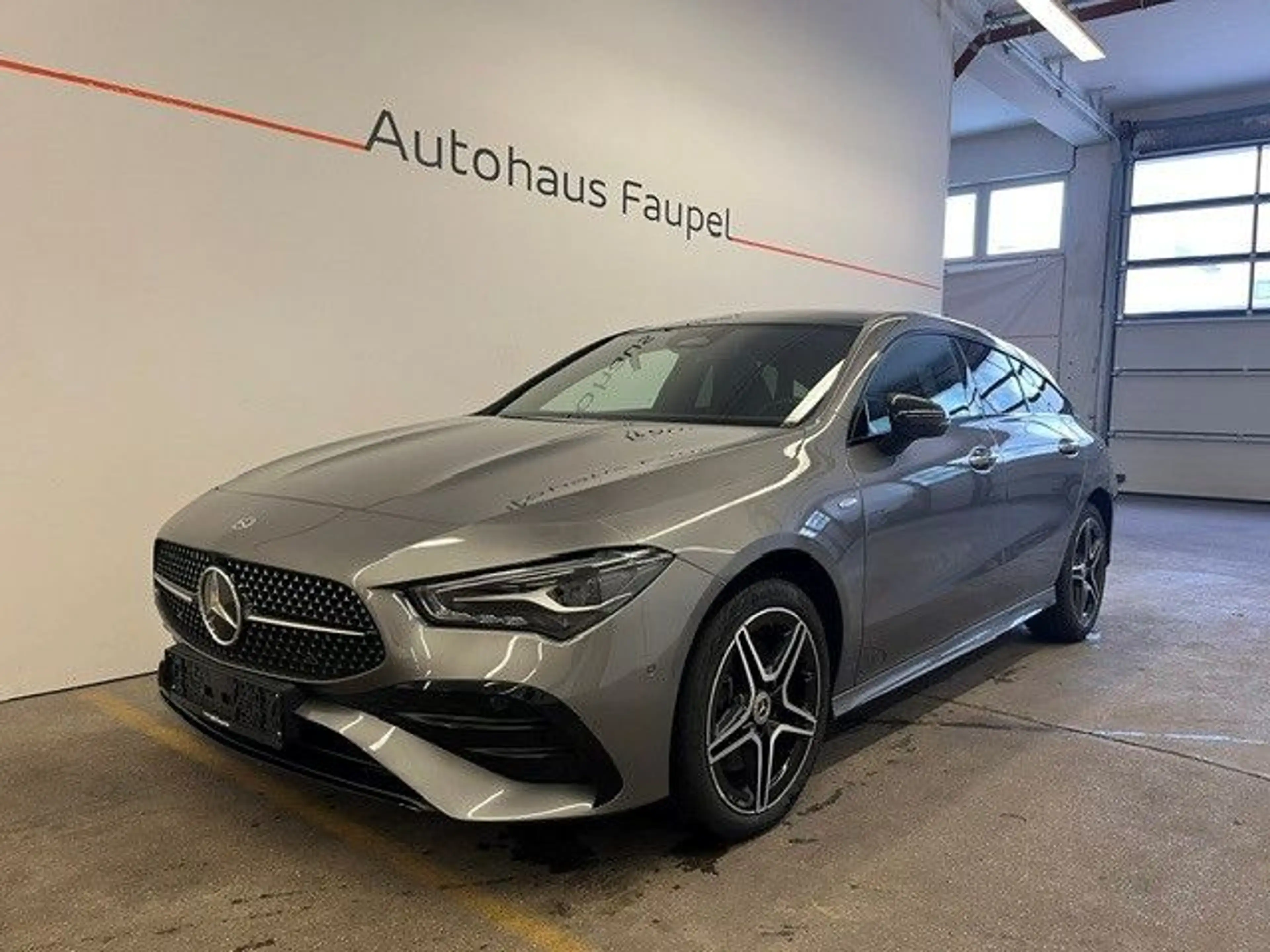 Mercedes-Benz CLA 250 CLA 250e Shooting Brake AMG Panorama KeylessGo — photo 3
