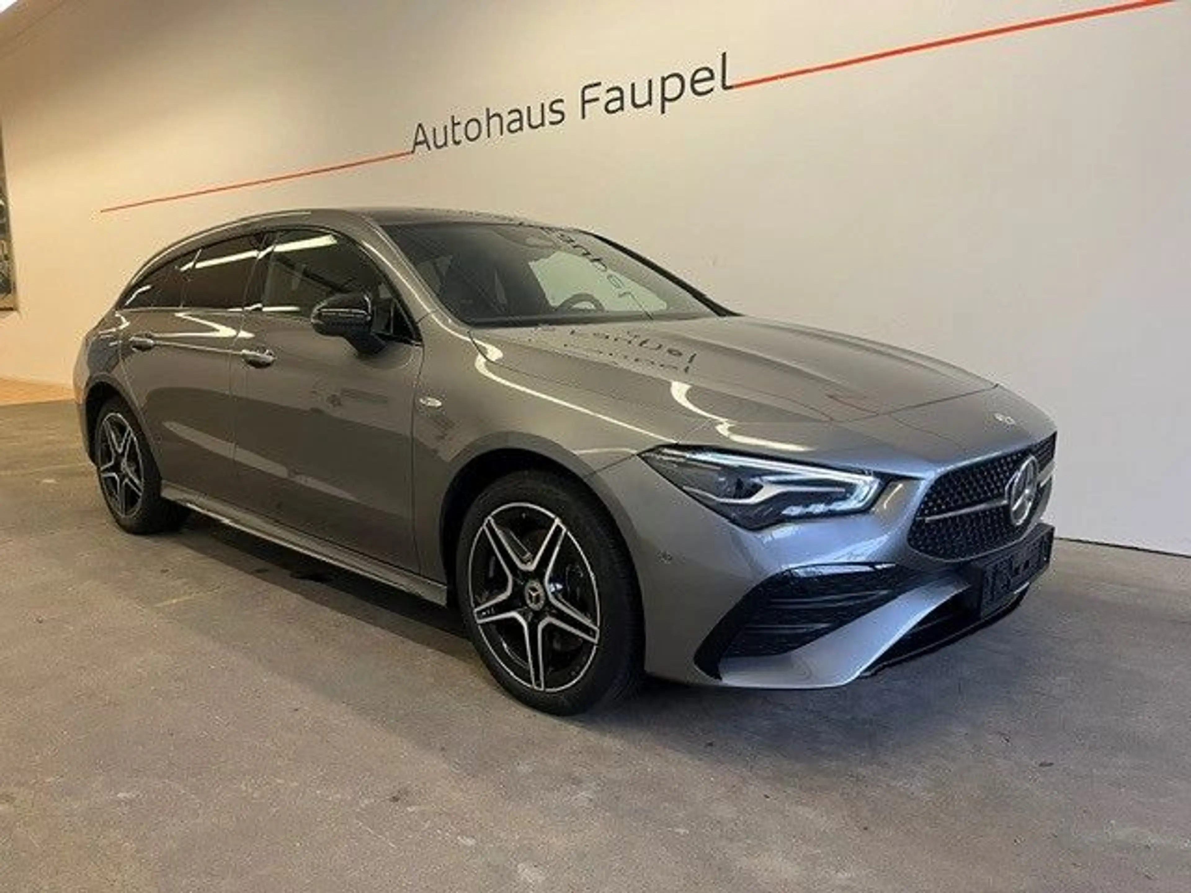 Mercedes-Benz CLA 250 CLA 250e Shooting Brake AMG Panorama KeylessGo