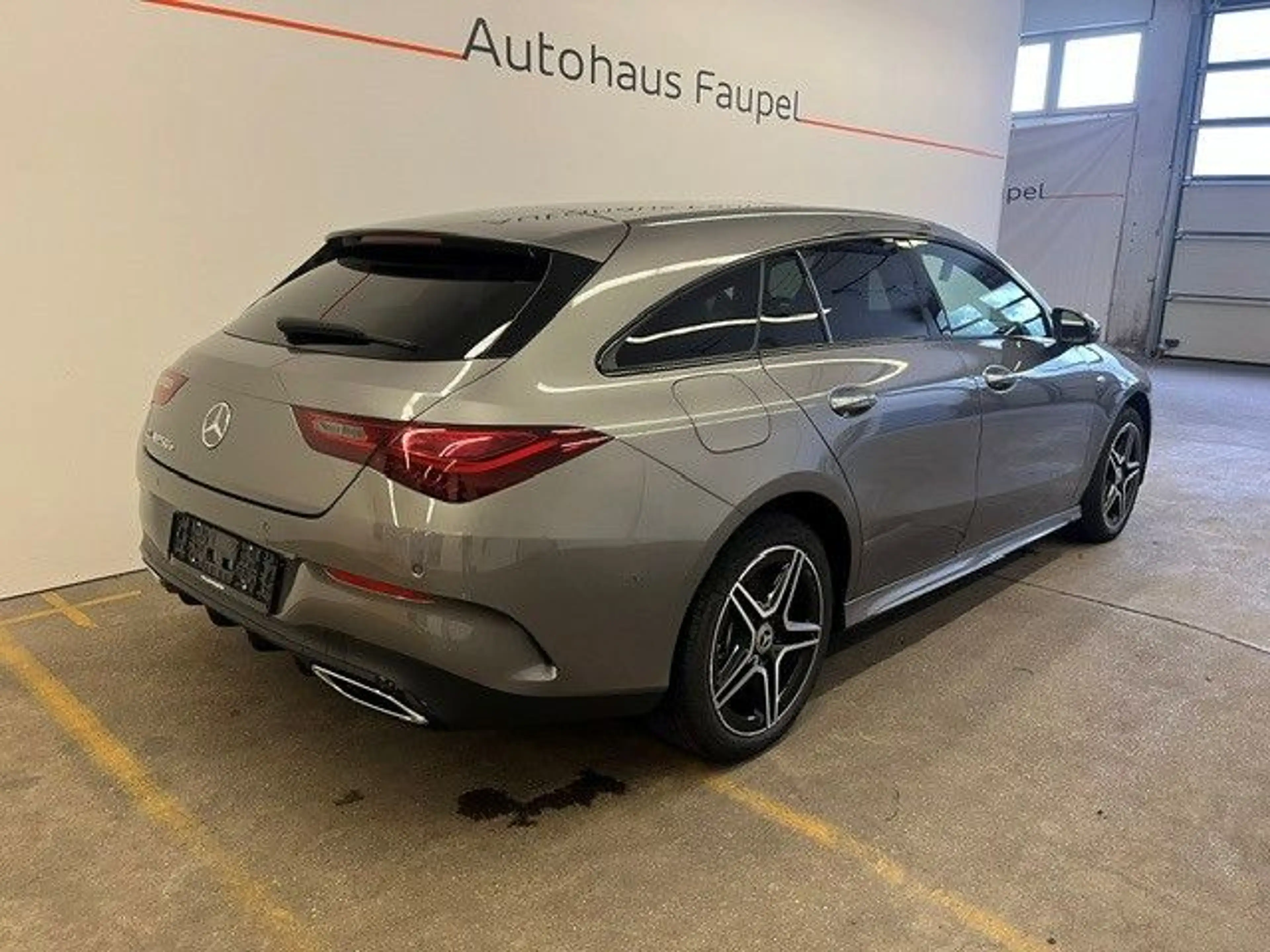 Mercedes-Benz CLA 250 CLA 250e Shooting Brake AMG Panorama KeylessGo — photo 2
