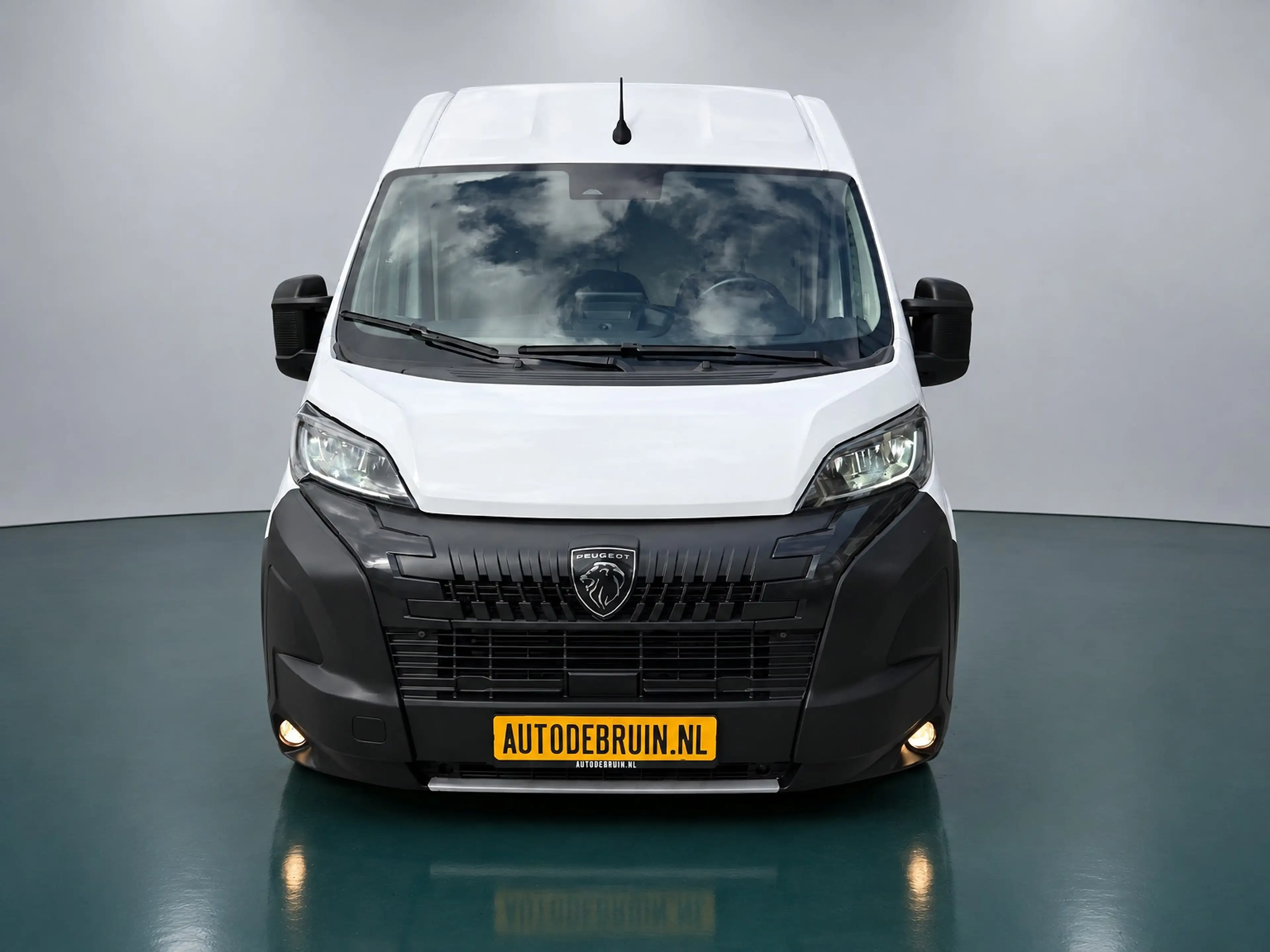 Renault Master /Peugeot Boxer NIEUW MODEL 2.2 BlueHDi 140 Pk L3H2 — photo 2