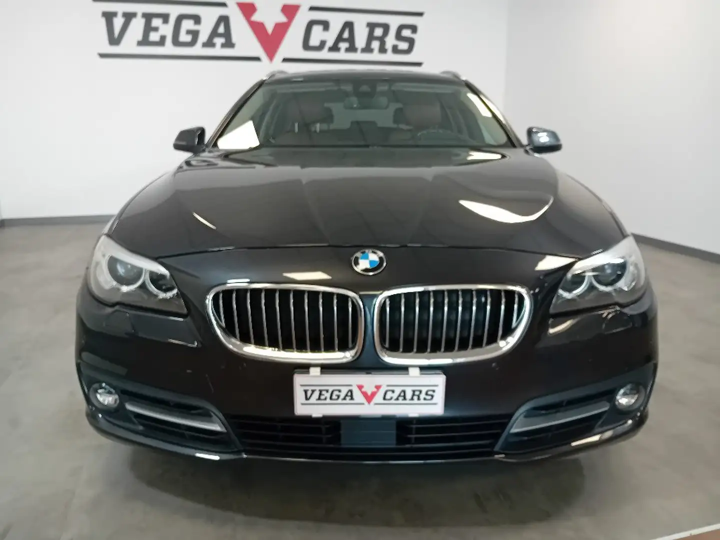 BMW 520 d xDrive Luxury OTTIME CONDIZIONI Gris - 2