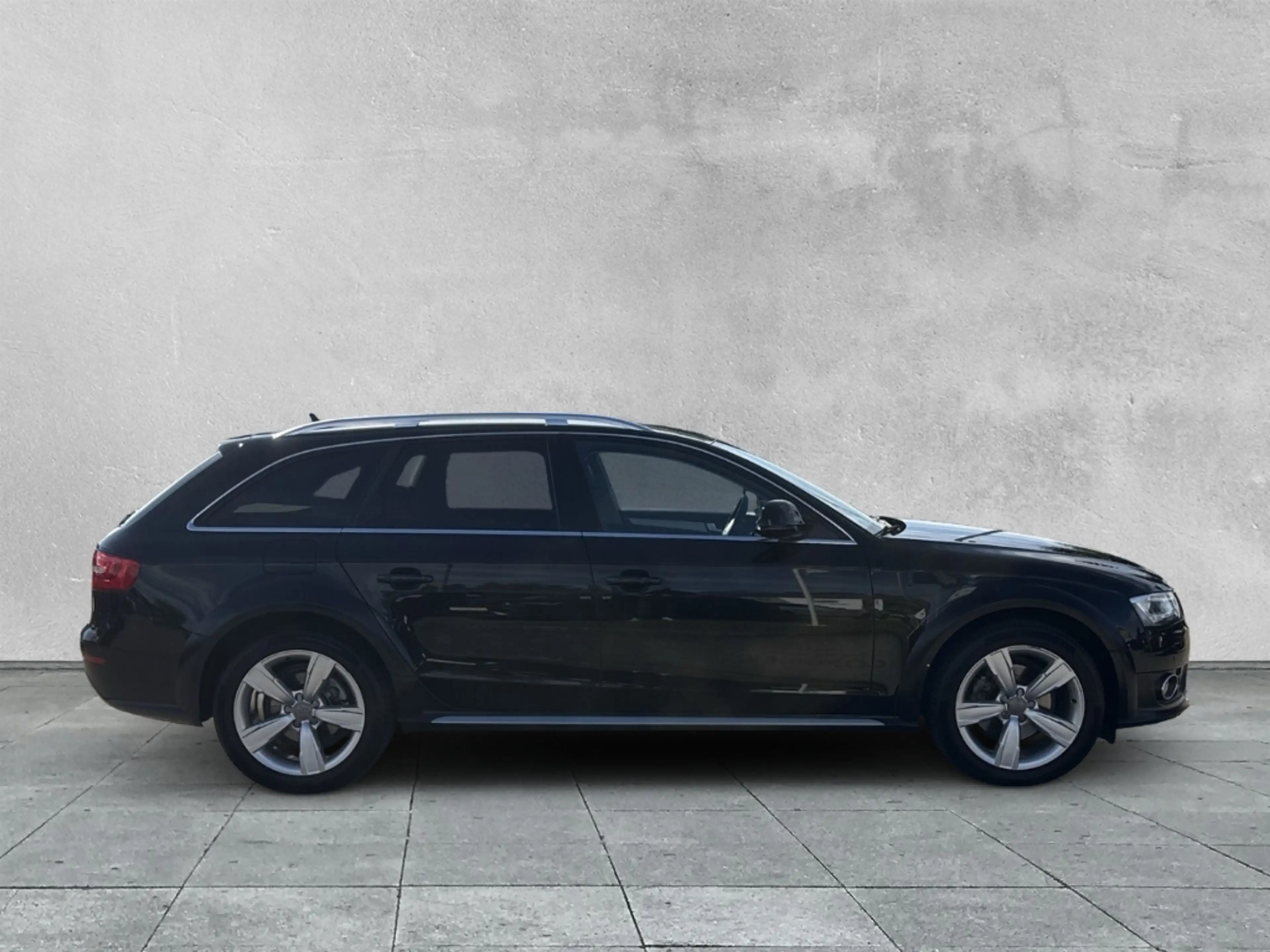 Audi A4 allroad AVANT 2.0 TDI QUATTRO XENON+AHK+SHZ — photo 6