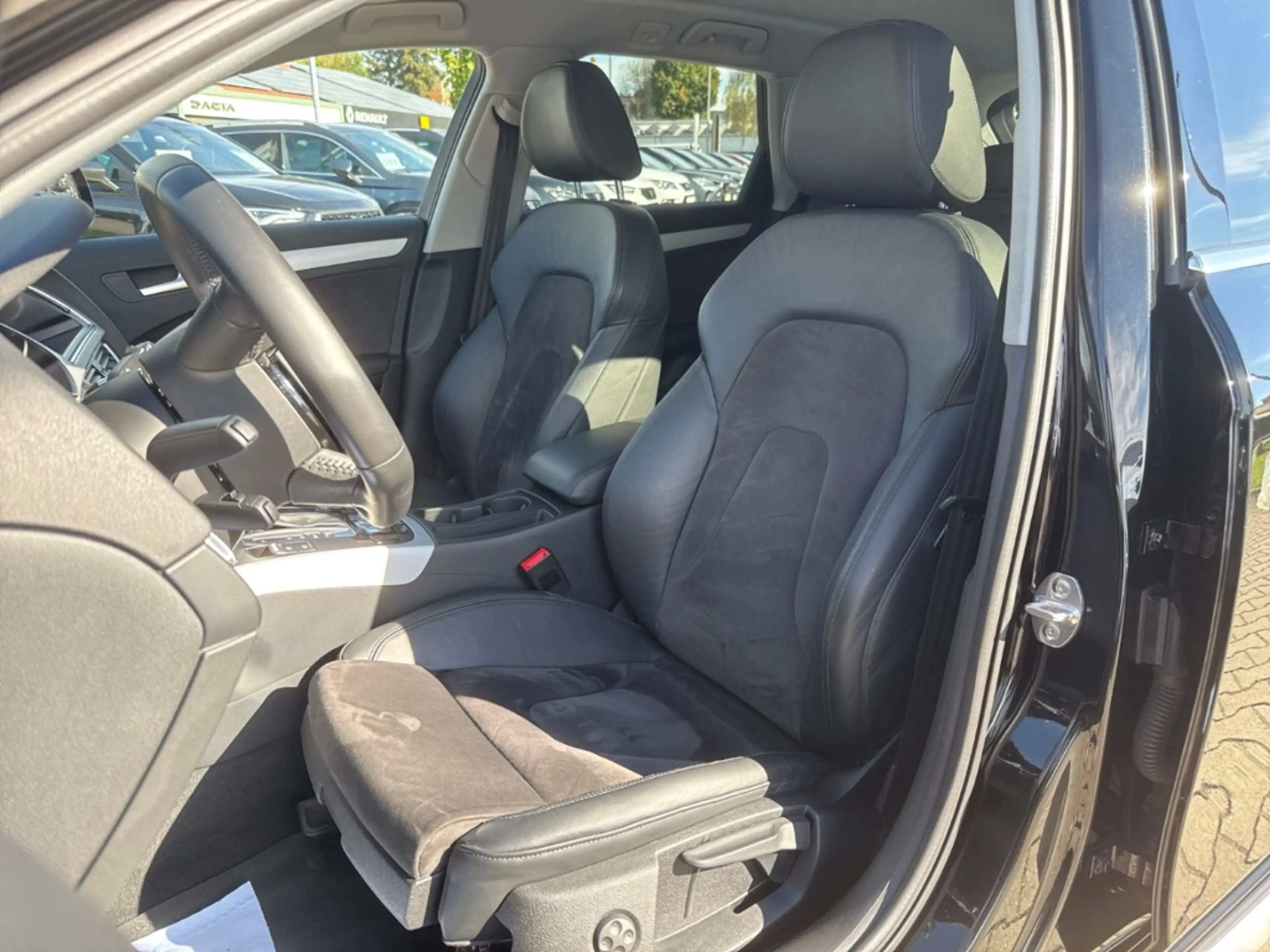 Audi A4 allroad AVANT 2.0 TDI QUATTRO XENON+AHK+SHZ — photo 9