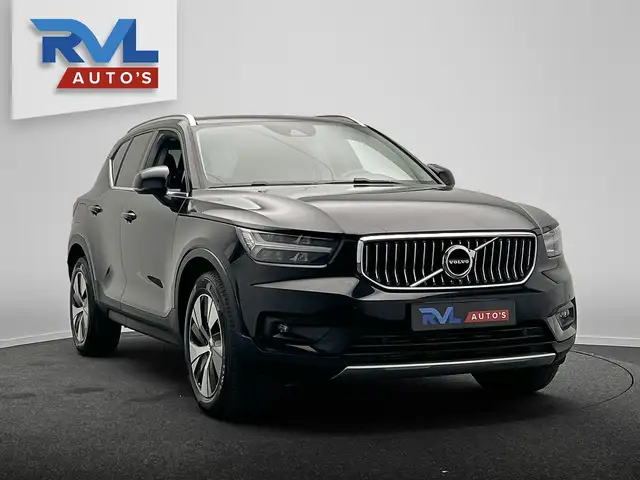 Volvo XC40 view 4