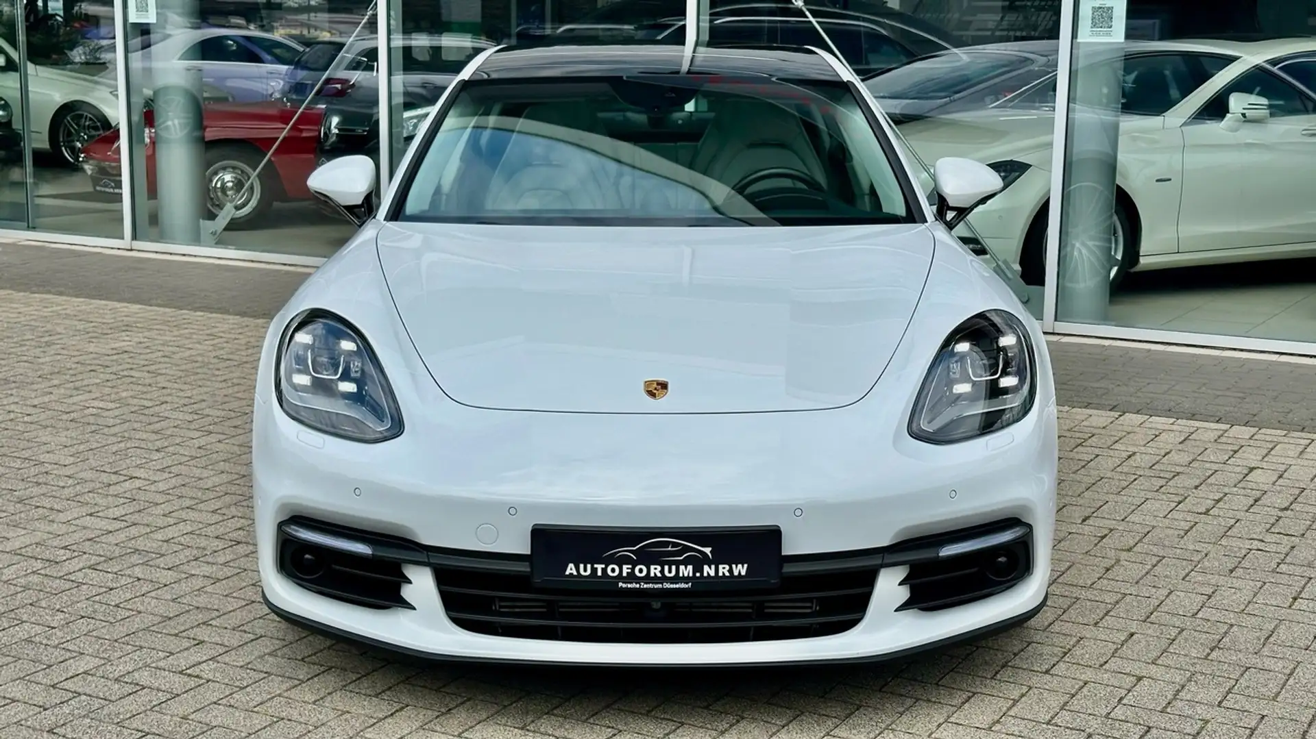 Porsche Panamera Scheckheft - 49.352 km Panorama / Headup / Bose Blanc - 2