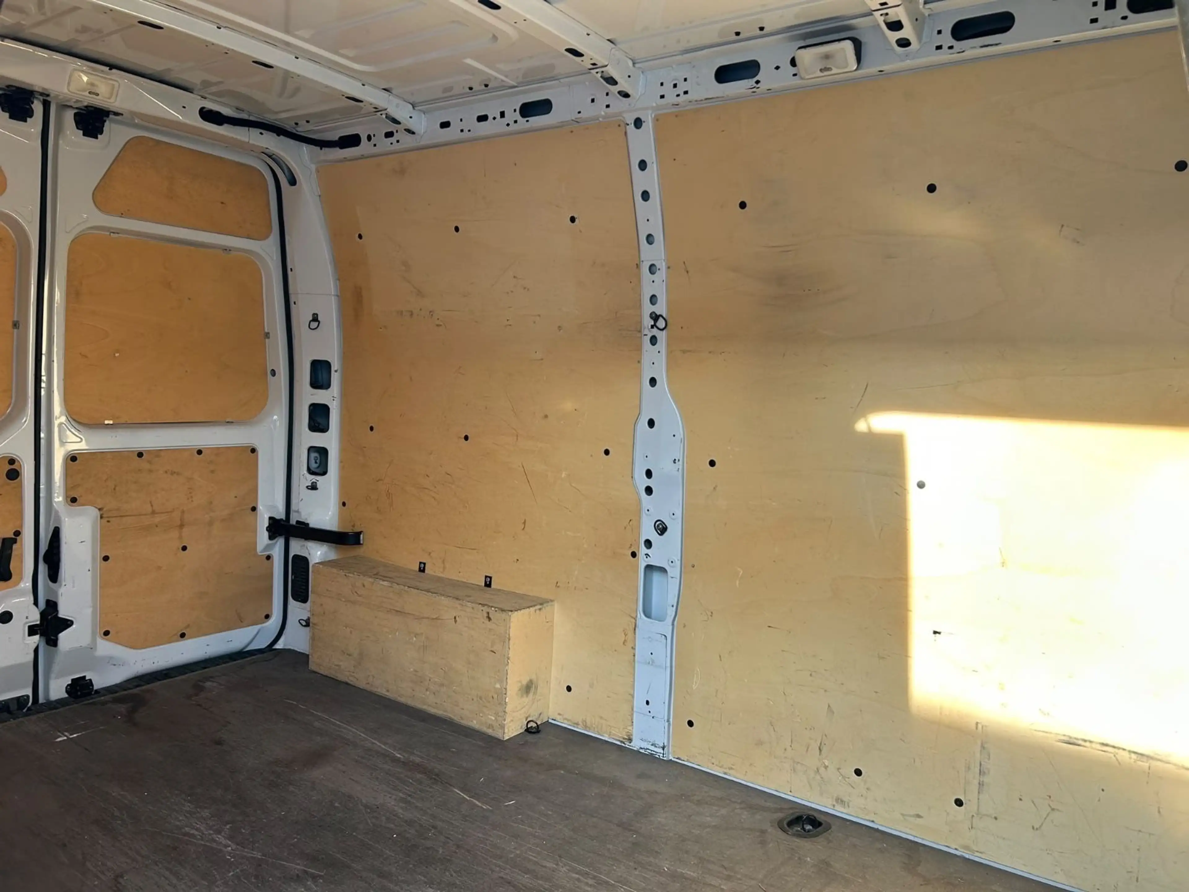 Renault Master III Kasten L2H2 HKa 3,5t — photo 12