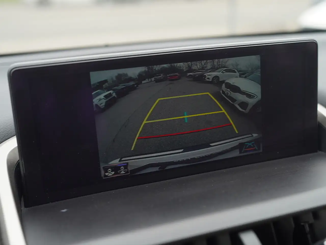 Lexus NX fotografie Lexus NX