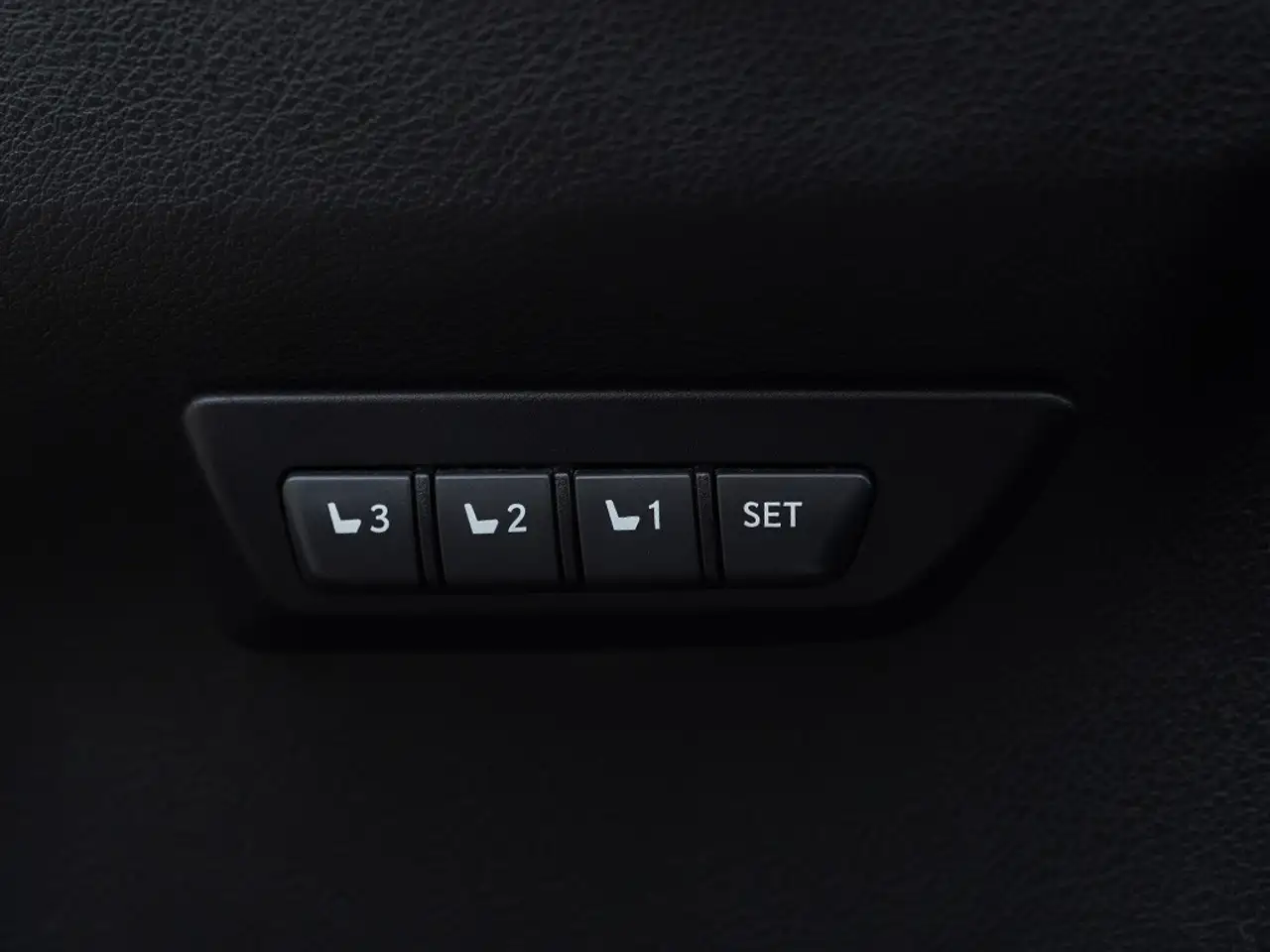 Lexus NX fotografie Lexus NX