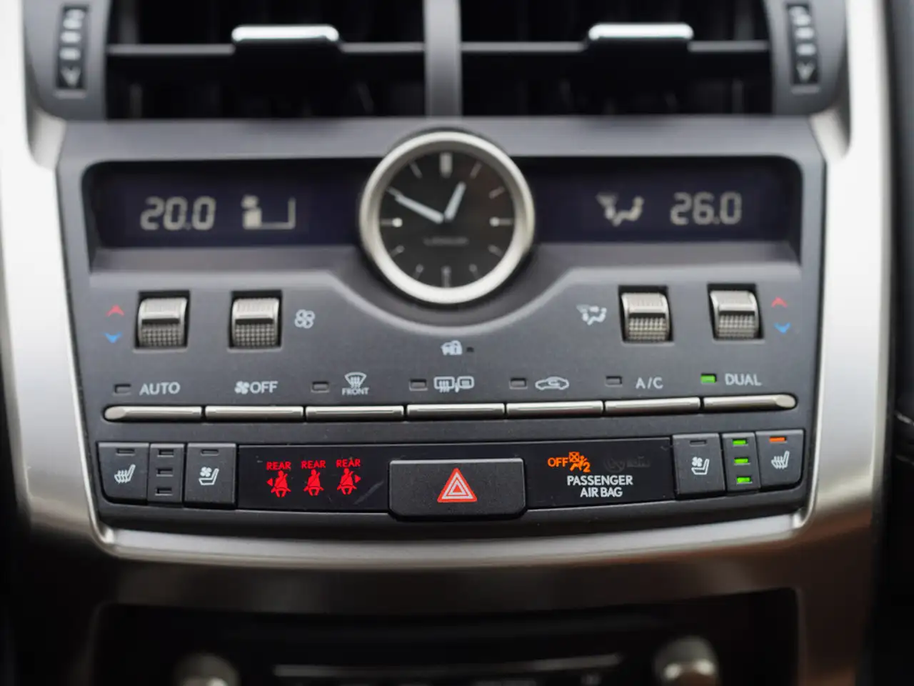 Lexus NX fotografie Lexus NX