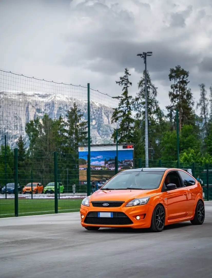 Ford Focus 2.5 ST - 1