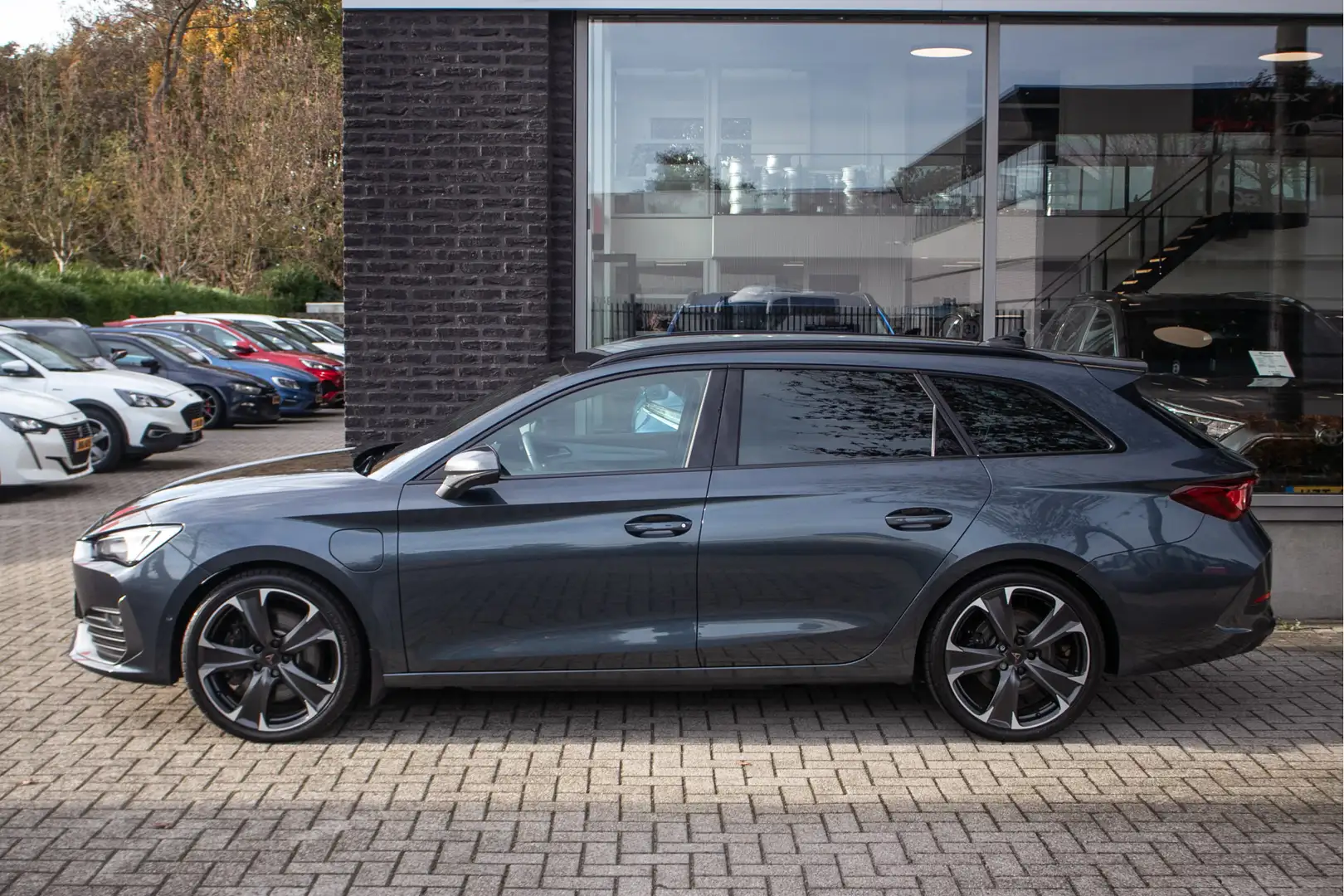 CUPRA Leon Sportstourer 1.4 e-Hybrid VZ Performance Limited | Gris - 2